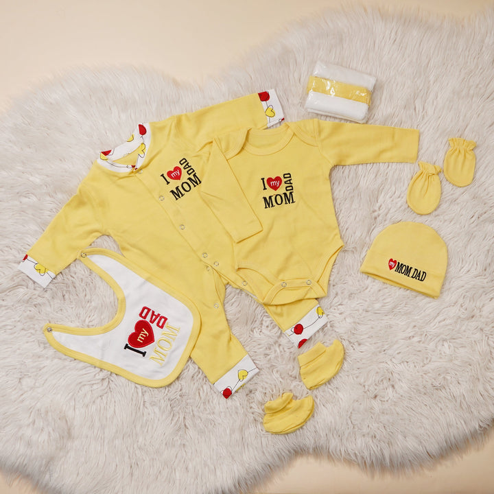 MINI CHARM BABY GIFT SET 10PCS I LOVE MOM & DAD YELLOW