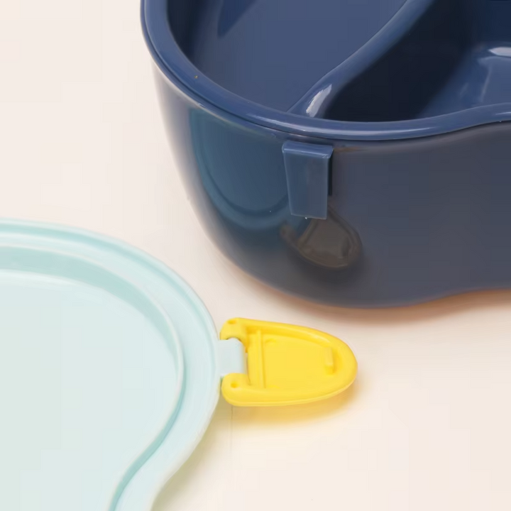 SUNSHINE PLASTIC LUNCHBOX WITH FORK DUCK ORANGE
